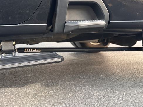 Used 2024 GMC Sierra 3500 Denali Ultimate image 15