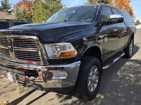 Used 2011 RAM 2500 Laramie w/ Protection Group image 9