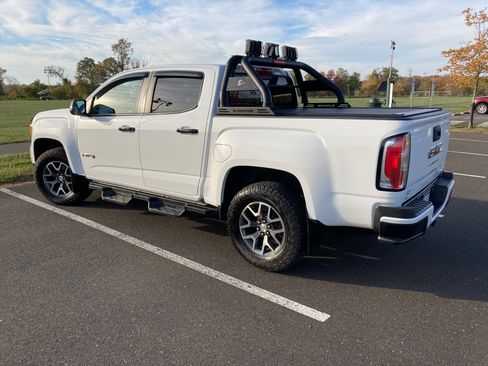 Used 2022 GMC Canyon AT4 w/ Trailering Package image 15