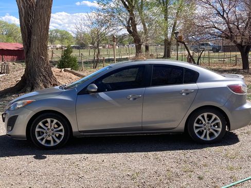 Used 2011 MAZDA MAZDA3 s Sport image 4