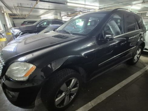Used 2011 Mercedes-Benz ML 350 2WD image 2