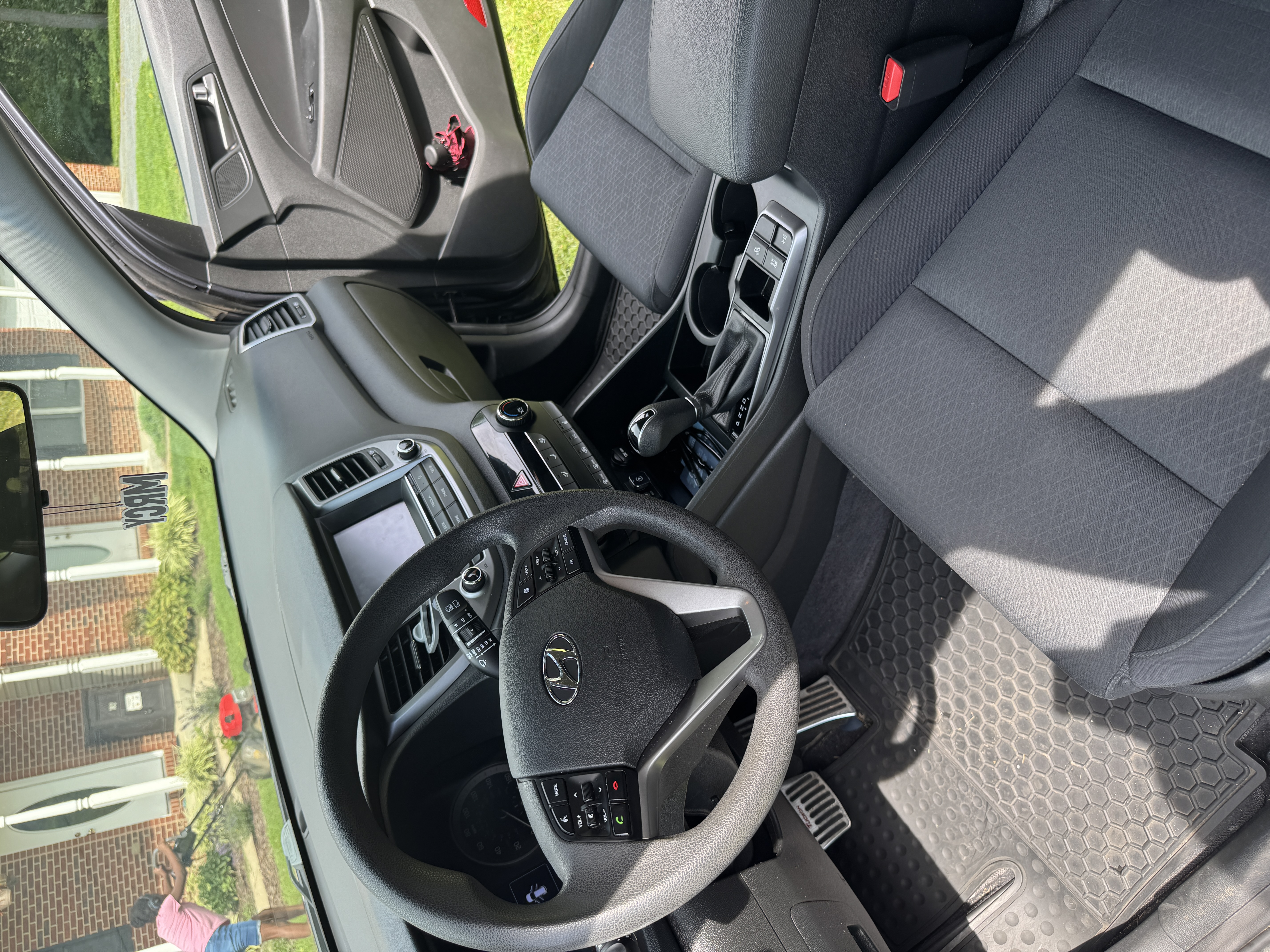 Used 2018 Hyundai Tucson SEL w/ Cargo Package AWD/4WD image 12