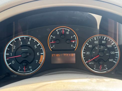 Used 2011 Nissan Armada Platinum image 11