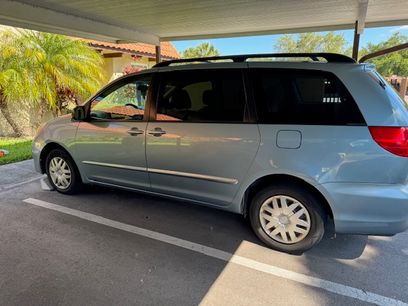 Used 2009 Toyota Sienna LE