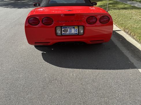 Used 1998 Chevrolet Corvette Convertible w/ Performance Handling Pkg image 5