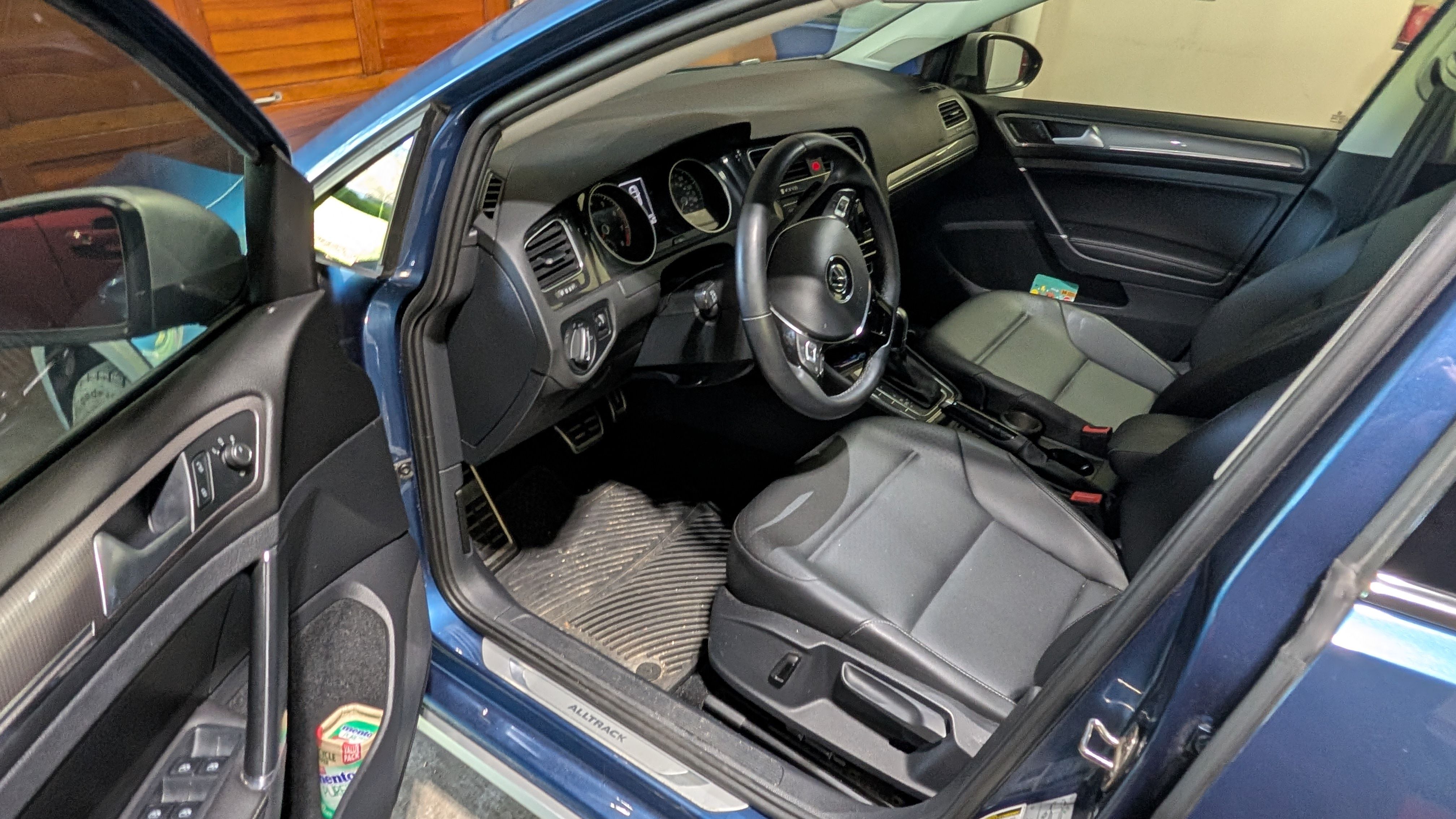 Used 2019 Volkswagen Golf Alltrack S AWD/4WD image 8