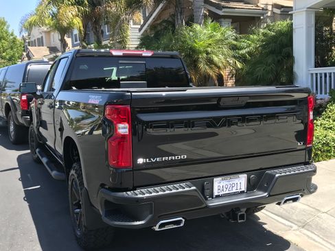 Used 2020 Chevrolet Silverado 1500 LT Trail Boss image 5