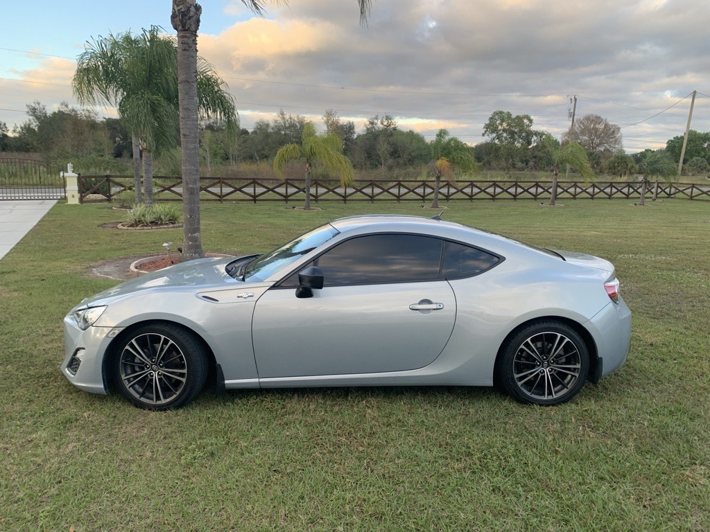 Used 2013 Scion FR-S 10 Series RWD image 4