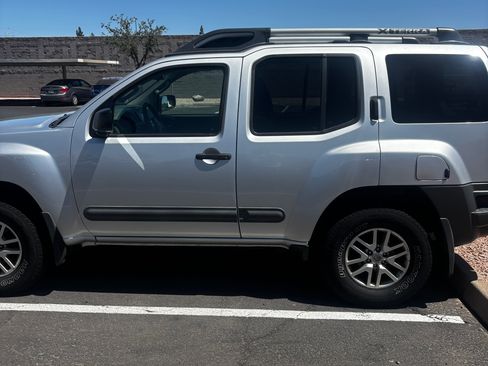 Used 2014 Nissan Xterra S AWD/4WD image 5
