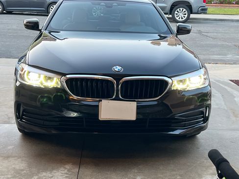 Used 2019 BMW 530i w/ Convenience Package RWD image 11