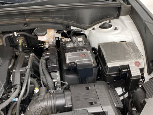 Used 2023 Kia Sorento LX image 10