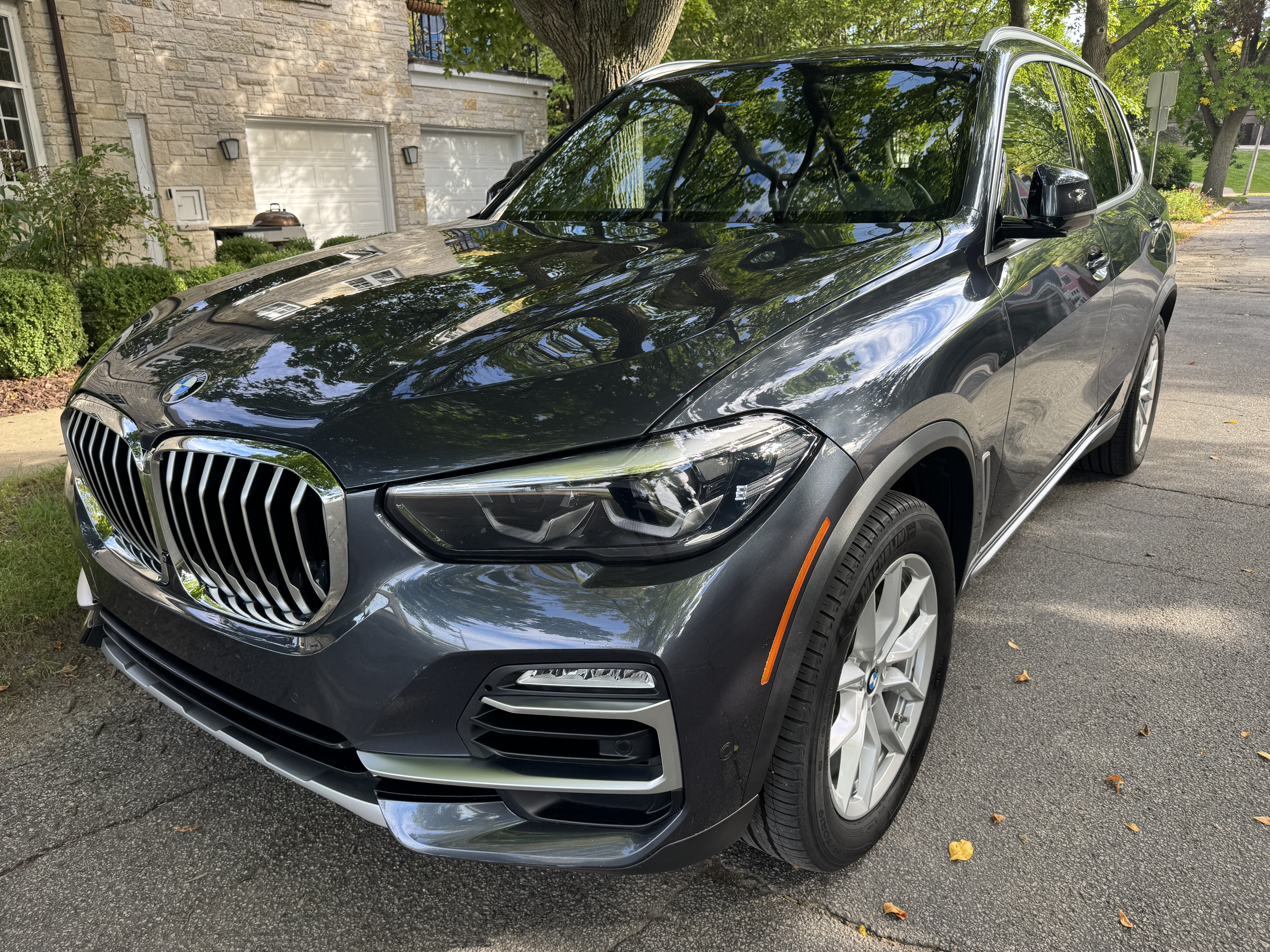Used 2020 BMW X5 xDrive40i w/ Convenience Package AWD/4WD image 1
