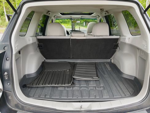Used 2012 Subaru Forester 2.5X Premium AWD/4WD image 8