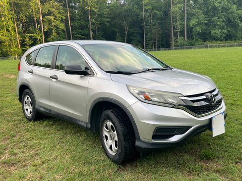 Used 2015 Honda CR-V LX image 10