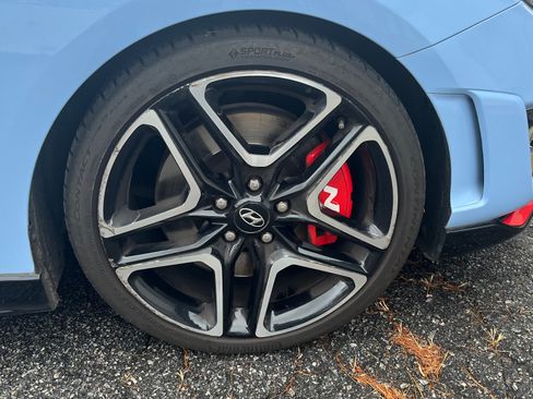 Used 2020 Hyundai Veloster N w/ Performance Package image 14