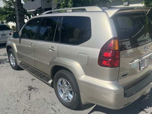 Used 2004 Lexus GX 470 AWD/4WD image 5
