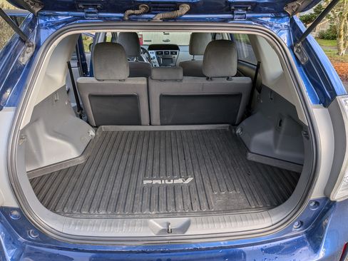 Used 2012 Toyota Prius V Three image 13