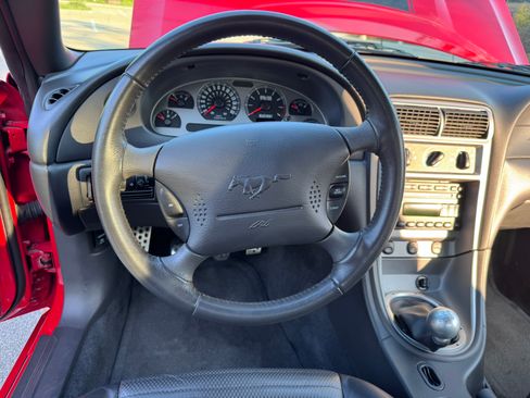 Used 2003 Ford Mustang Mach 1 RWD image 10