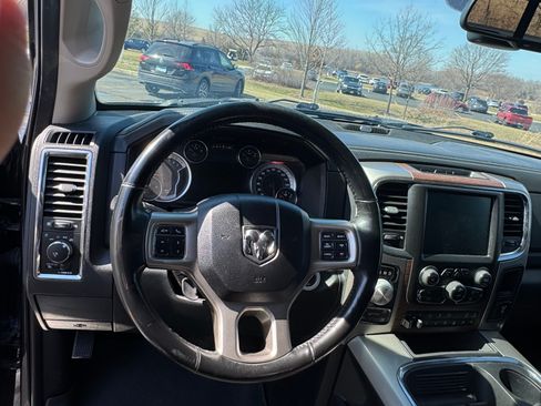 Used 2017 RAM 1500 Laramie w/ Convenience Group image 12