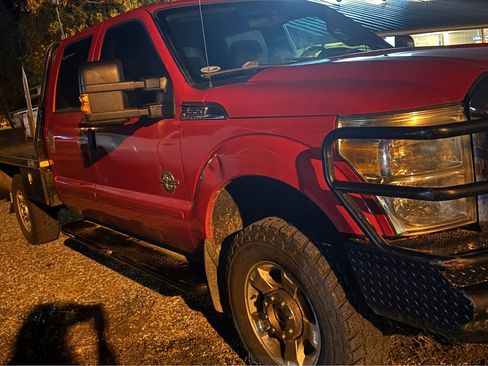 Used 2012 Ford F350 XLT w/ XLT Interior Pkg AWD/4WD image 9