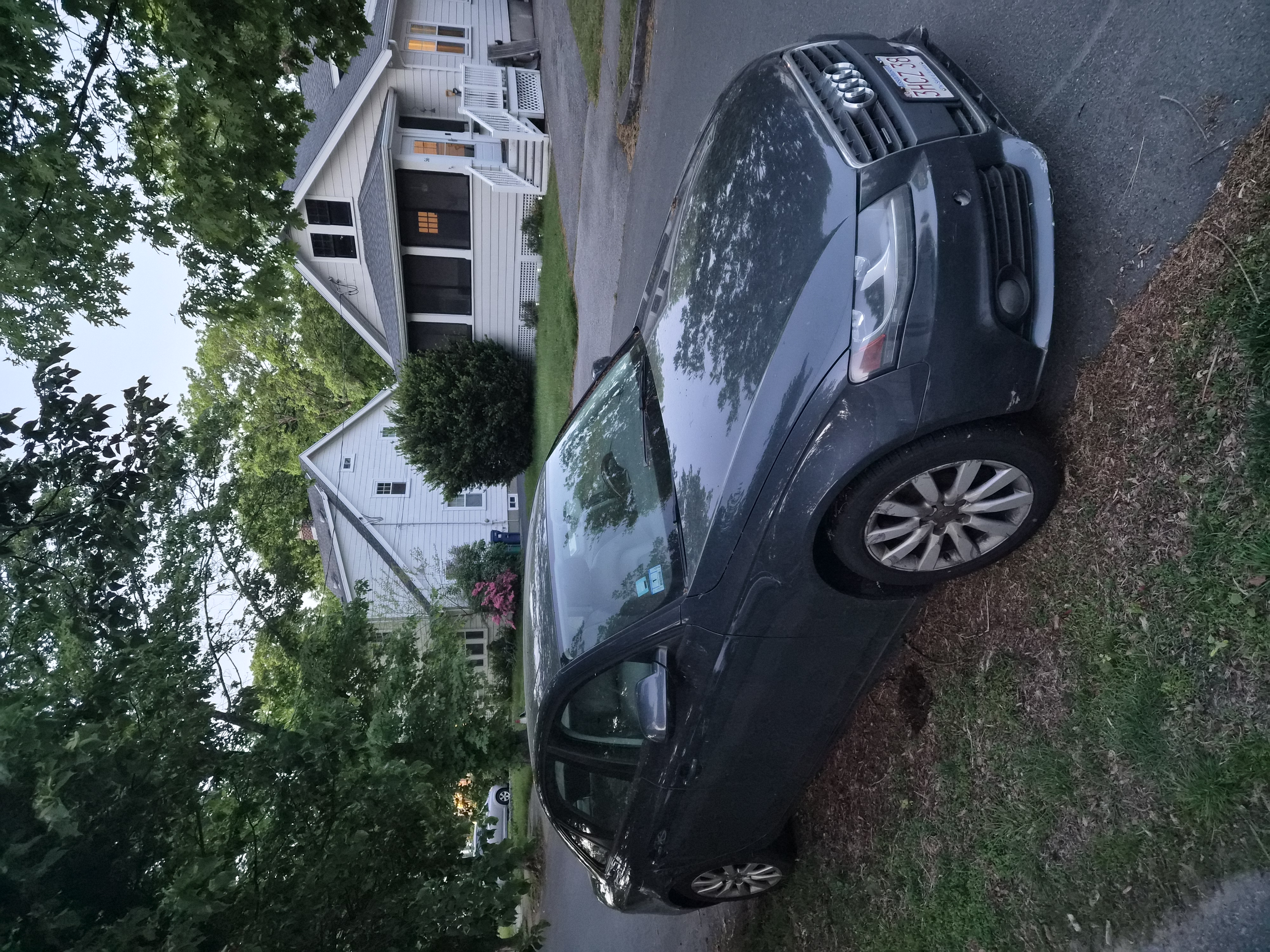 Used 2010 Audi A4 2.0T Premium AWD/4WD image 8