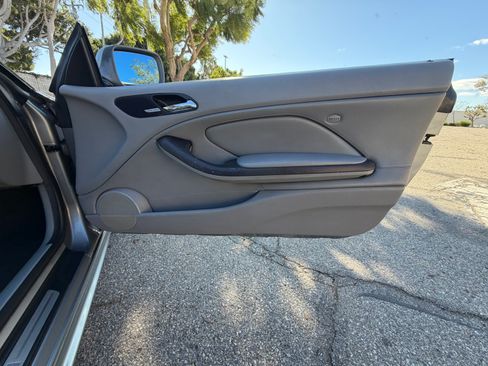 Used 2005 BMW 330Ci Convertible image 20