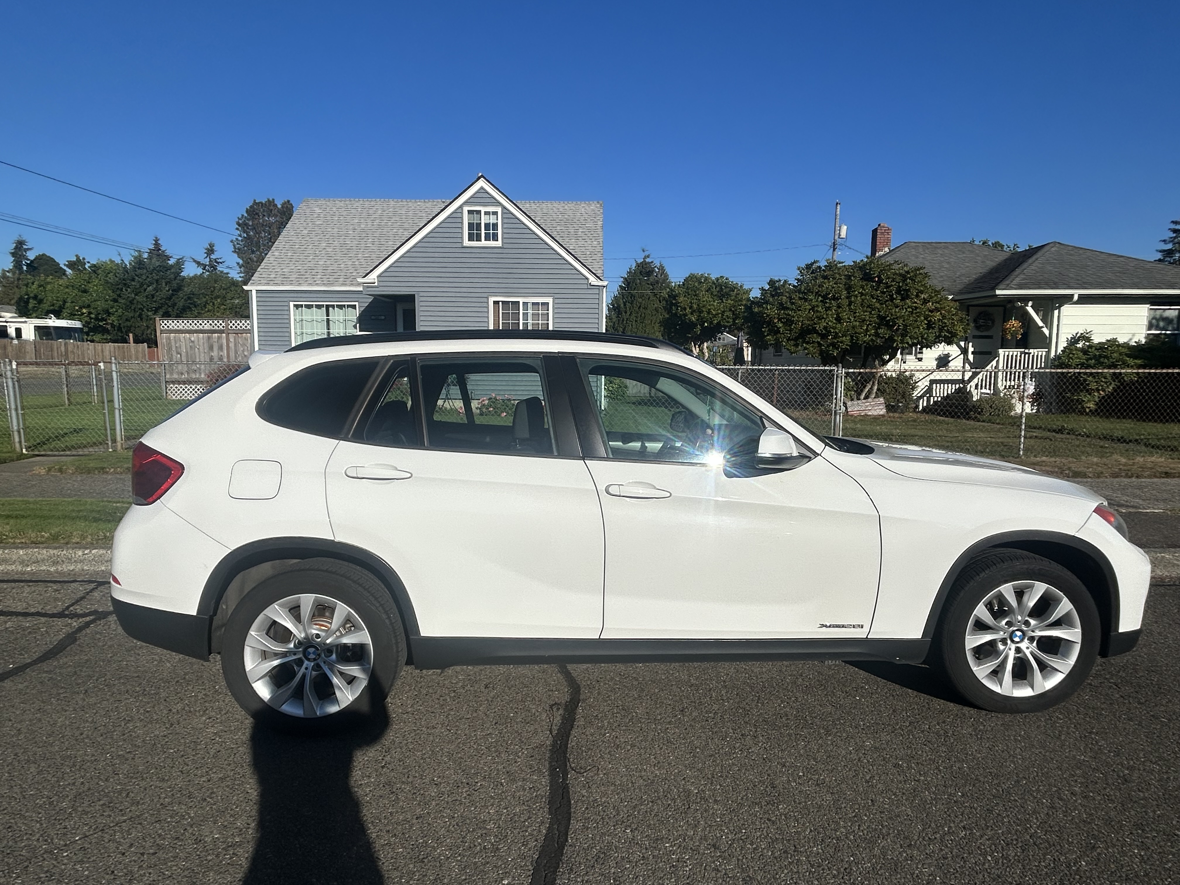 Used 2014 BMW X1 xDrive28i AWD/4WD image 1