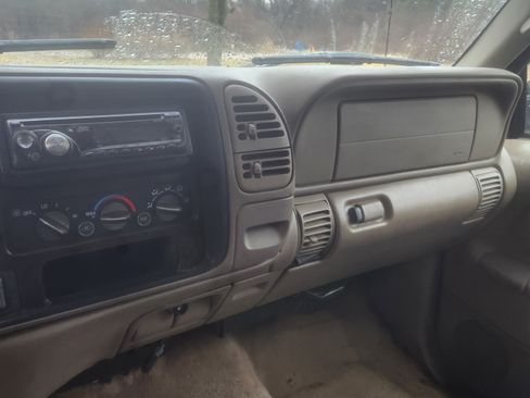 Used 1997 GMC Sierra 1500 SLE image 1