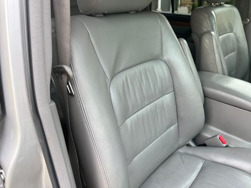 Used 2007 Lexus LX 470 470 Sport Utility 4D image 21