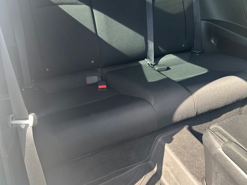 Used 2019 Honda Civic LX image 6