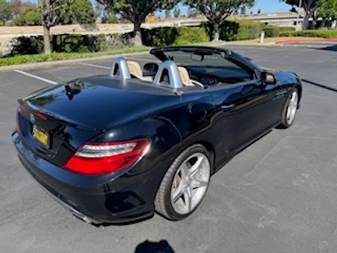 Used 2013 Mercedes-Benz SLK 250 image 12