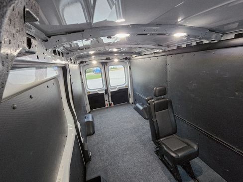 Used 2019 Ford Transit 150 Medium Roof image 17
