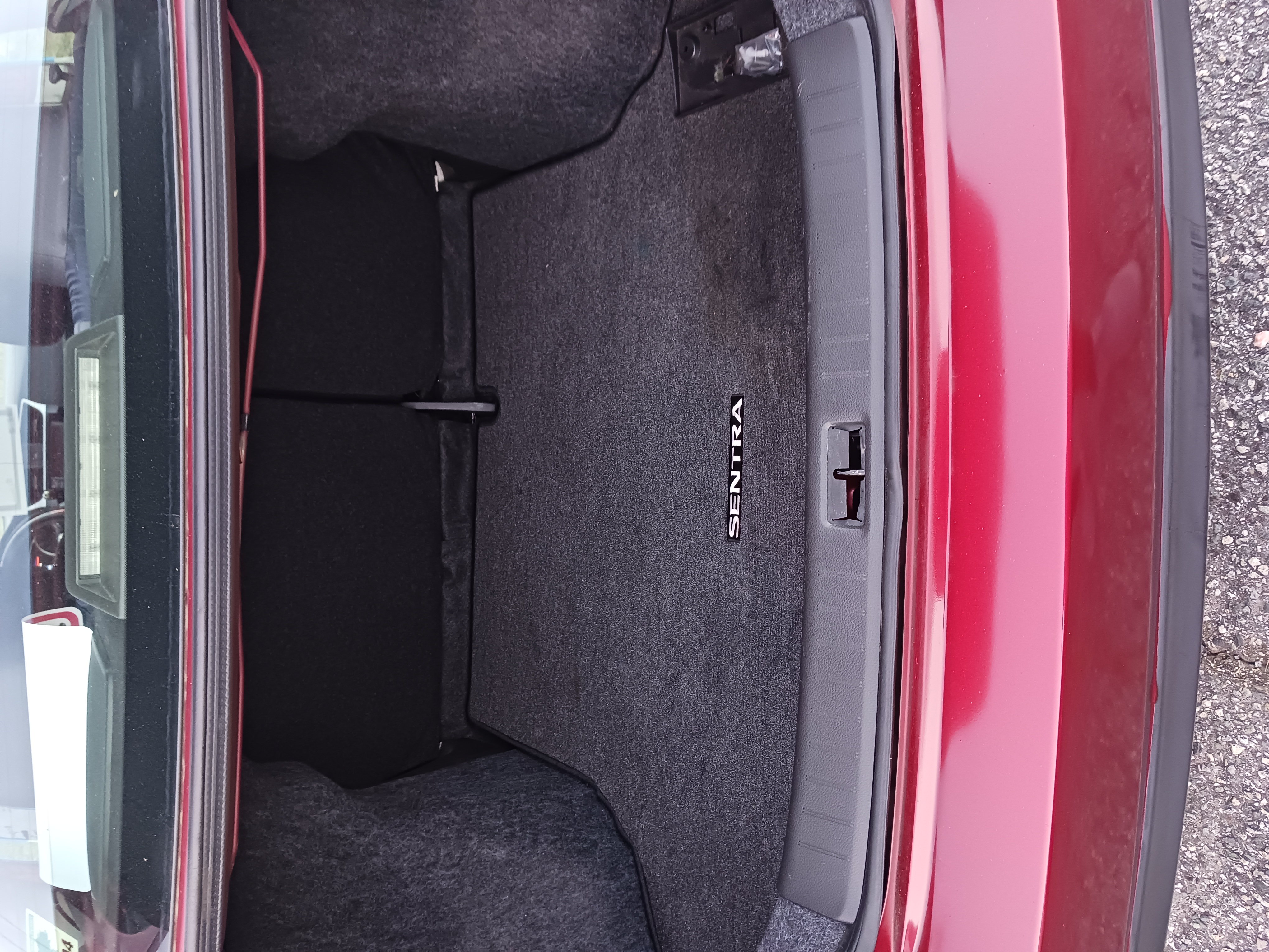 Used 2019 Nissan Sentra SV w/ Special Edition Package FWD image 14