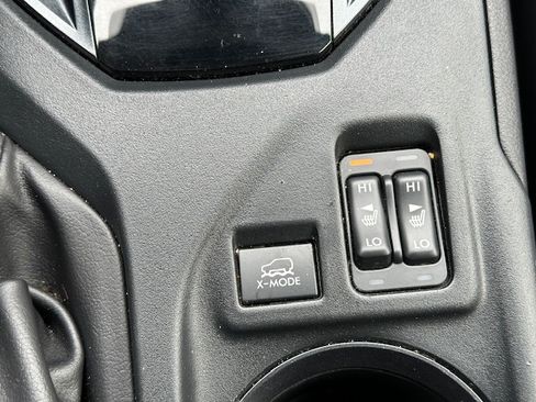 Used 2022 Subaru Crosstrek 2.5i Sport w/ Popular Package #3 image 9