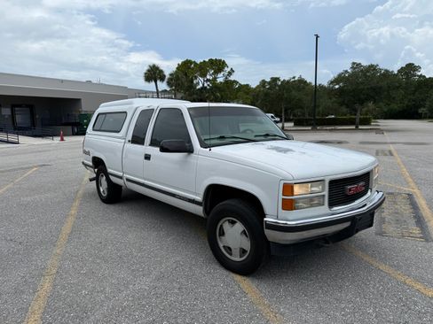 Used 1997 GMC Sierra 1500 4x4 Extended Cab w/ Image Max Pkg image 4
