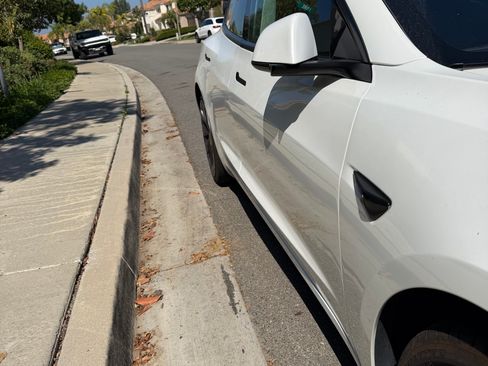 Used 2022 Tesla Model 3 Performance image 8