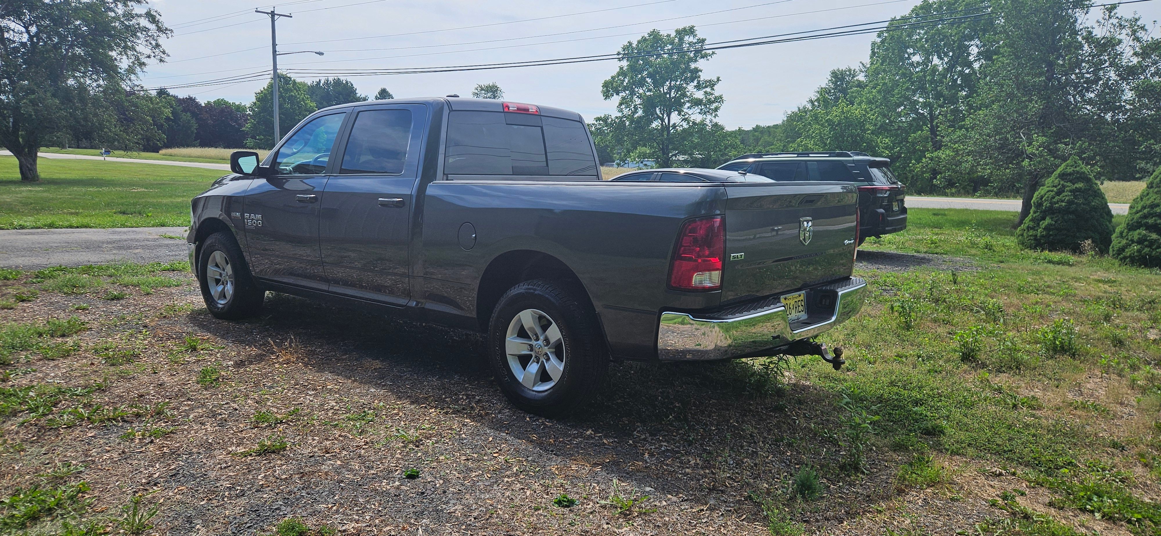 Used 2019 RAM 1500 Classic SLT RWD image 4