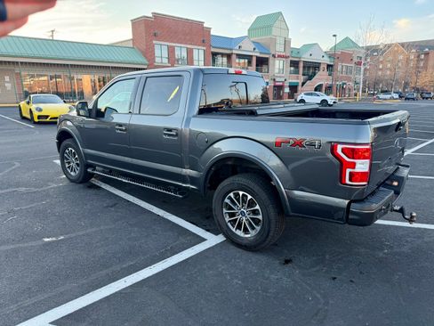 Used 2019 Ford F150 XLT w/ Equipment Group 302A Luxury image 4