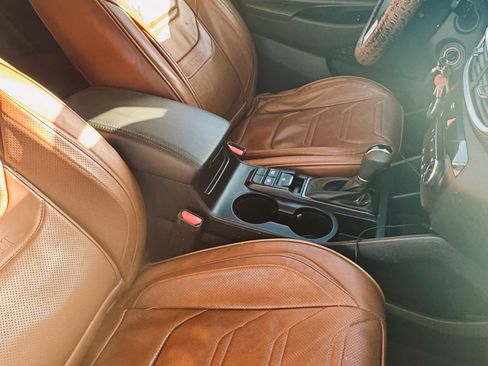 Used 2020 Hyundai Tucson SE image 4