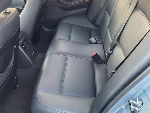 Used 2006 BMW 325i Sedan RWD image 12