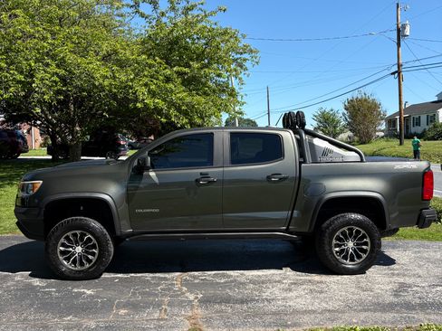 Used 2017 Chevrolet Colorado ZR2 w/ LPO, Premium Interior Package AWD/4WD image 5