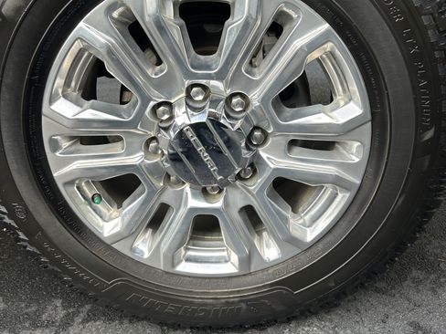 Used 2021 GMC Sierra 2500 Denali image 25