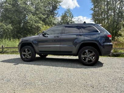 Used 2013 Jeep Grand Cherokee Overland w/ Advance Technology Group