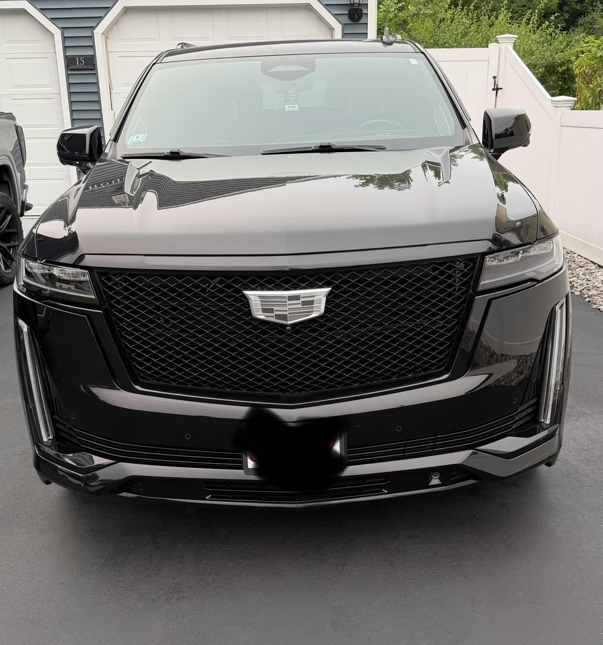 Used 2022 Cadillac Escalade ESV Sport Platinum w/ Heavy-Duty Trailer Package AWD/4WD image 17