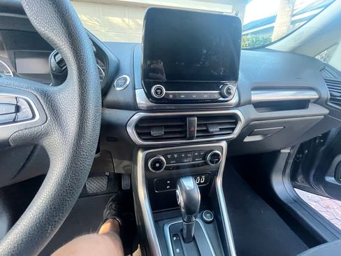 Used 2021 Ford EcoSport SE image 11