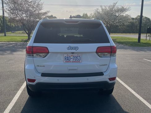 Used 2018 Jeep Grand Cherokee Laredo image 6
