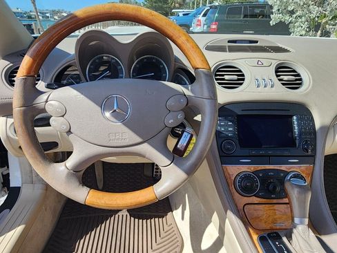 Used 2005 Mercedes-Benz SL 500 image 10