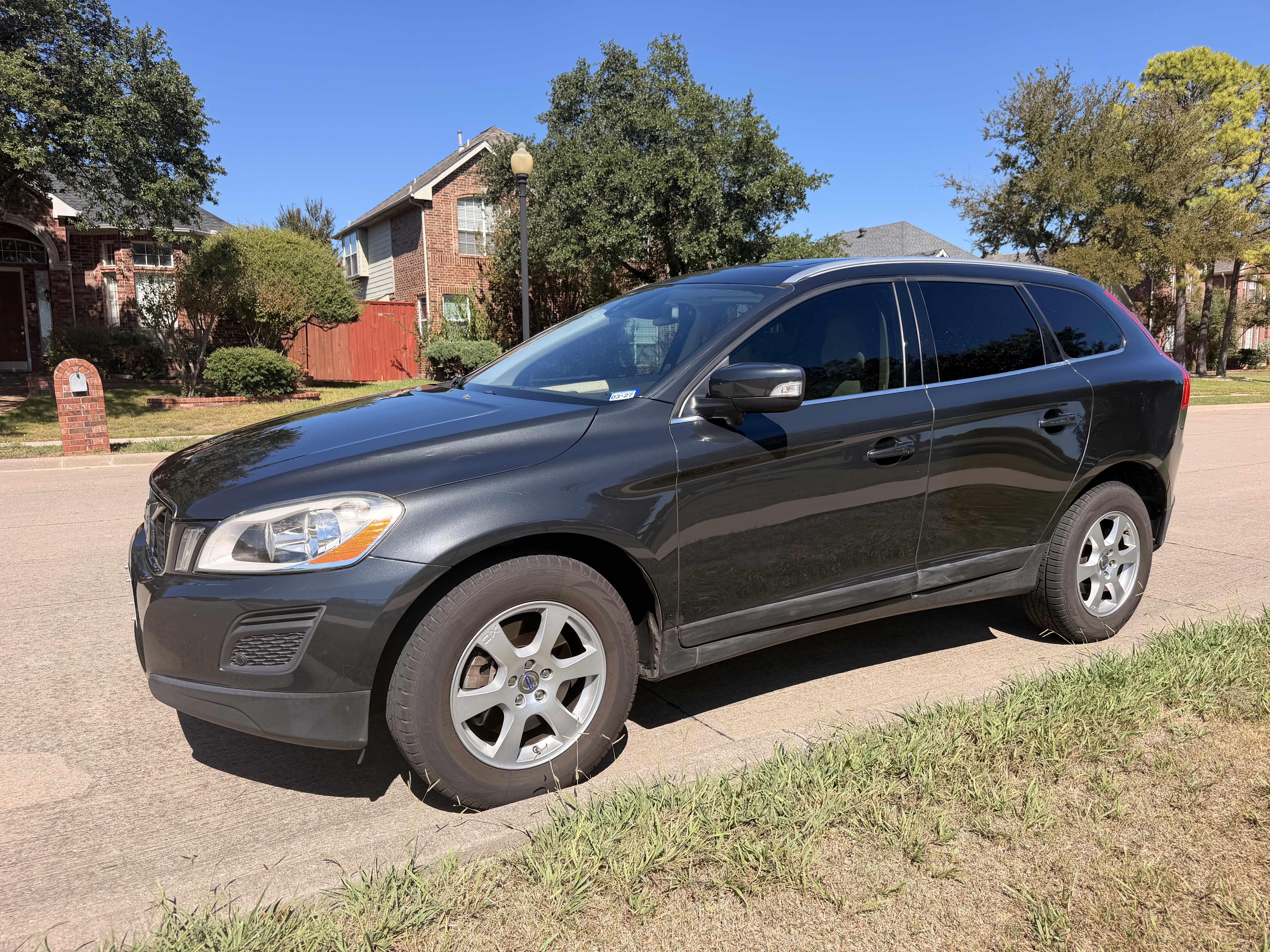 Used 2012 Volvo XC60 3.2 FWD image 2