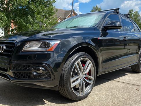 Used 2016 Audi SQ5 Premium Plus w/ Technology Package AWD/4WD image 4
