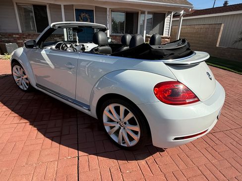 Used 2014 Volkswagen Beetle 1.8T FWD image 17